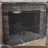 D40. Fireplace screen. 